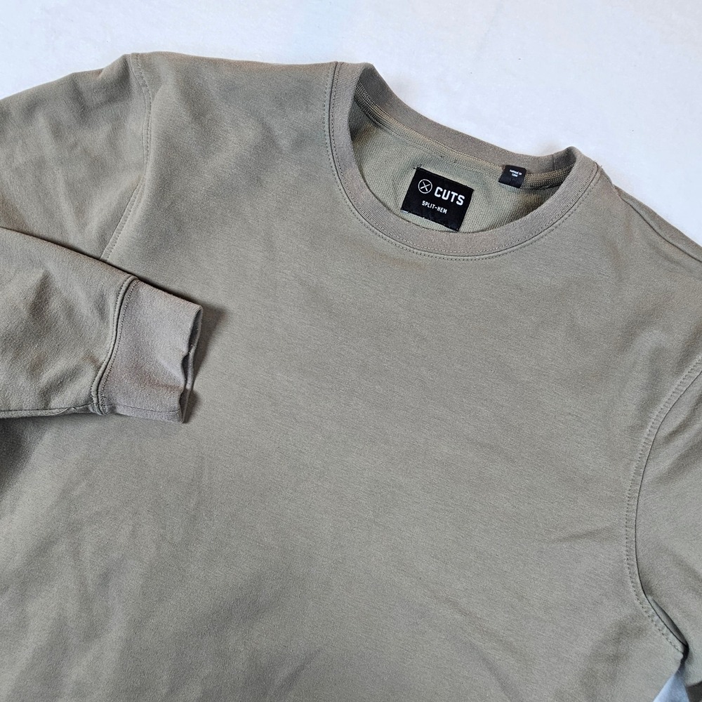 Cuts Clothing Mens Medium Split-Hem Crewneck Sweatshirt Sage Green Long Sleeve
